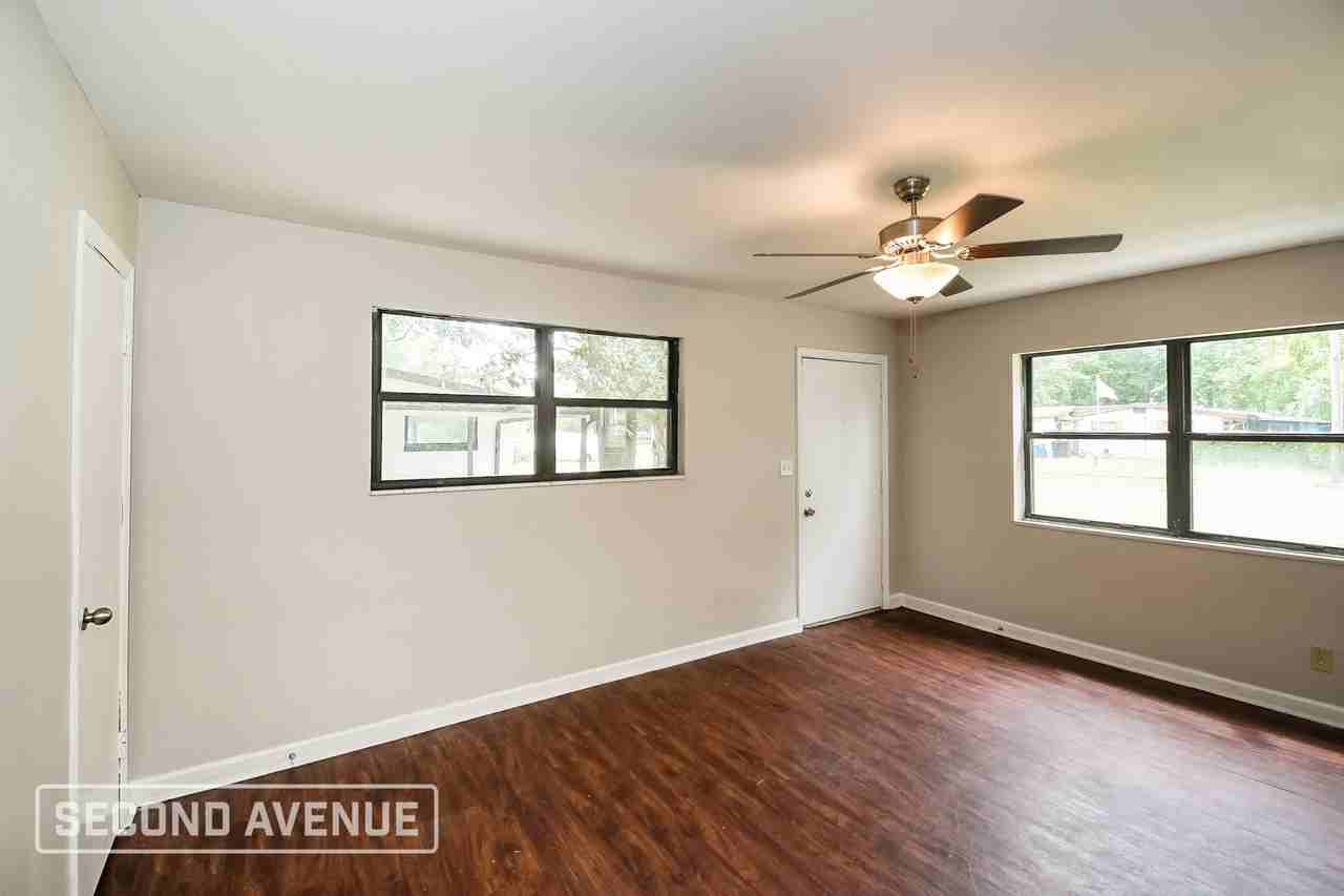 6863 Jack Horner Ln - Photo 6 of 27