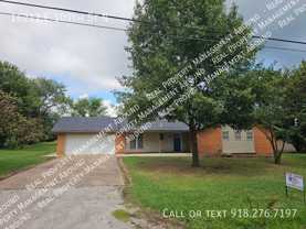 16211 E 109th St N - Photo 1 of 1