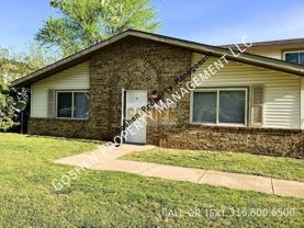 8708 W University St #A - Photo 1 of 1