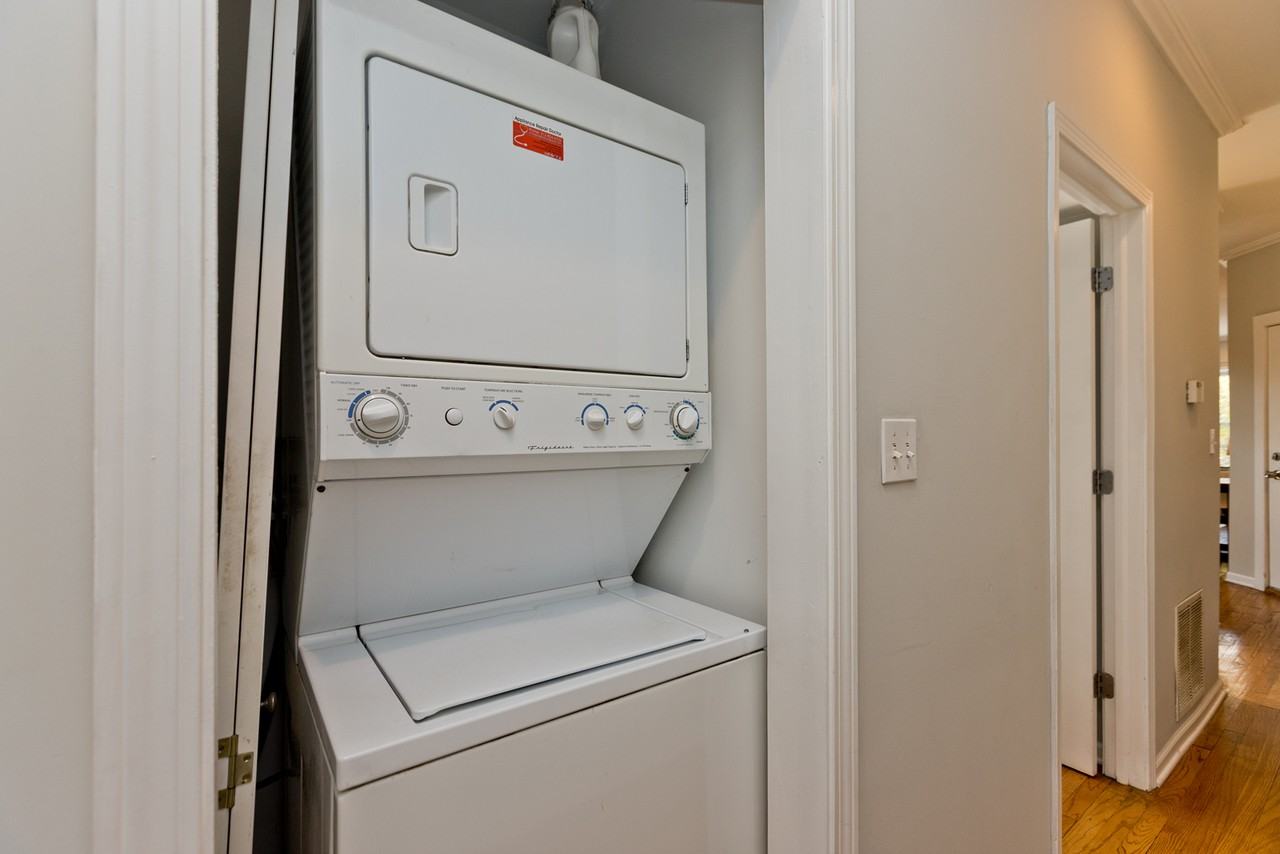 2715 N Sawyer Ave #2 - Photo 5 of 10