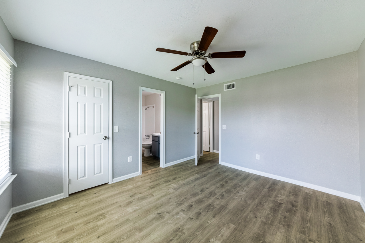 The Heights at Post Oak - Photo 7 of 50