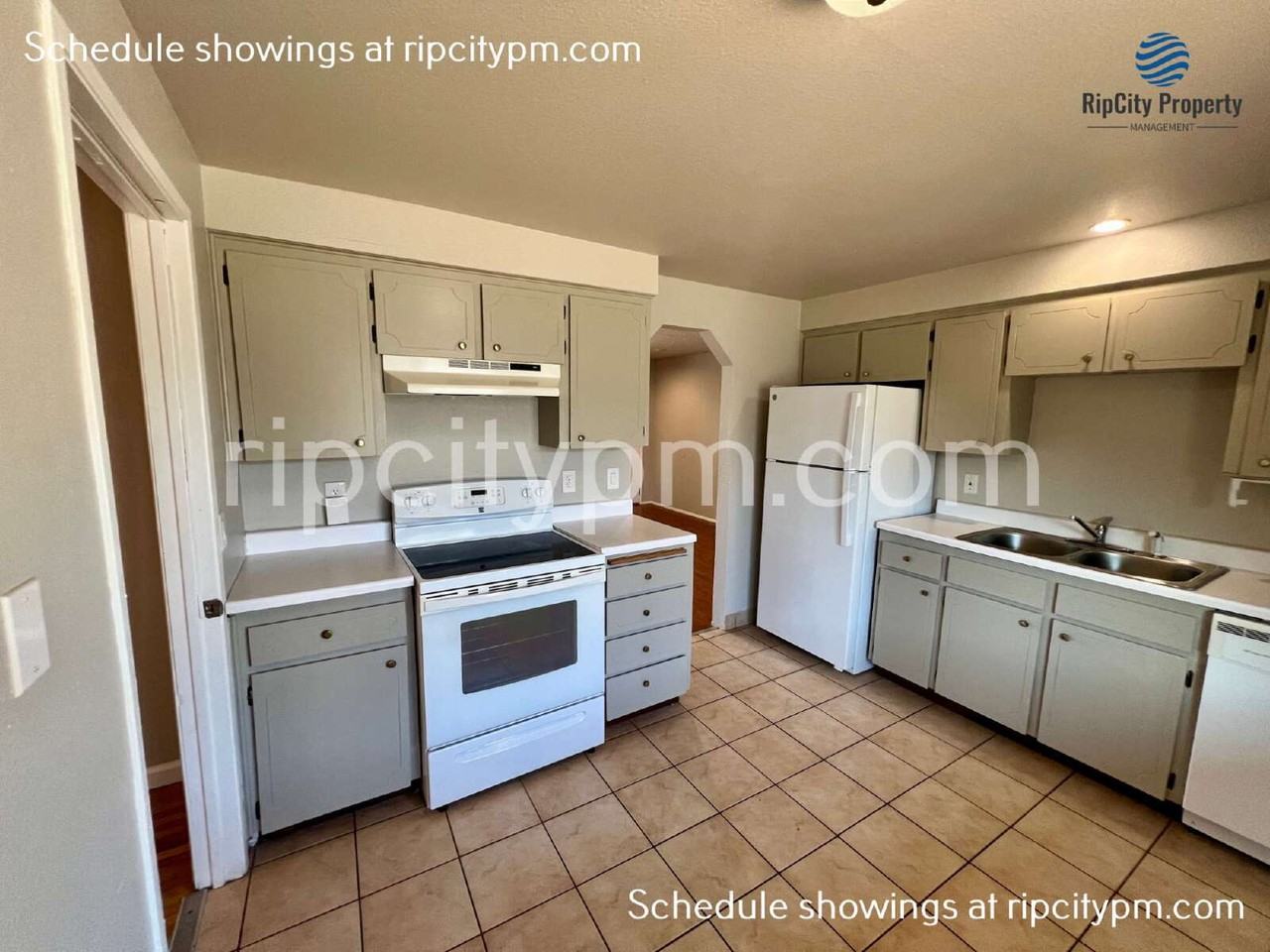 132 Ne Liberty Ave - Photo 3 of 16