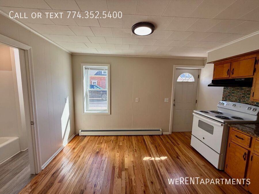 11 Elm St - Photo 2 of 7