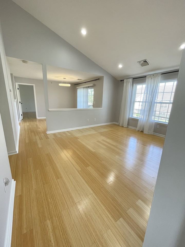 1116 Maggie Road - Photo 4 of 24