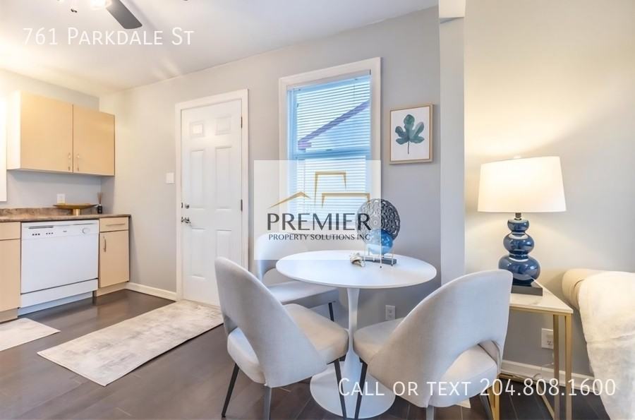 761 Parkdale St - Photo 3 of 15