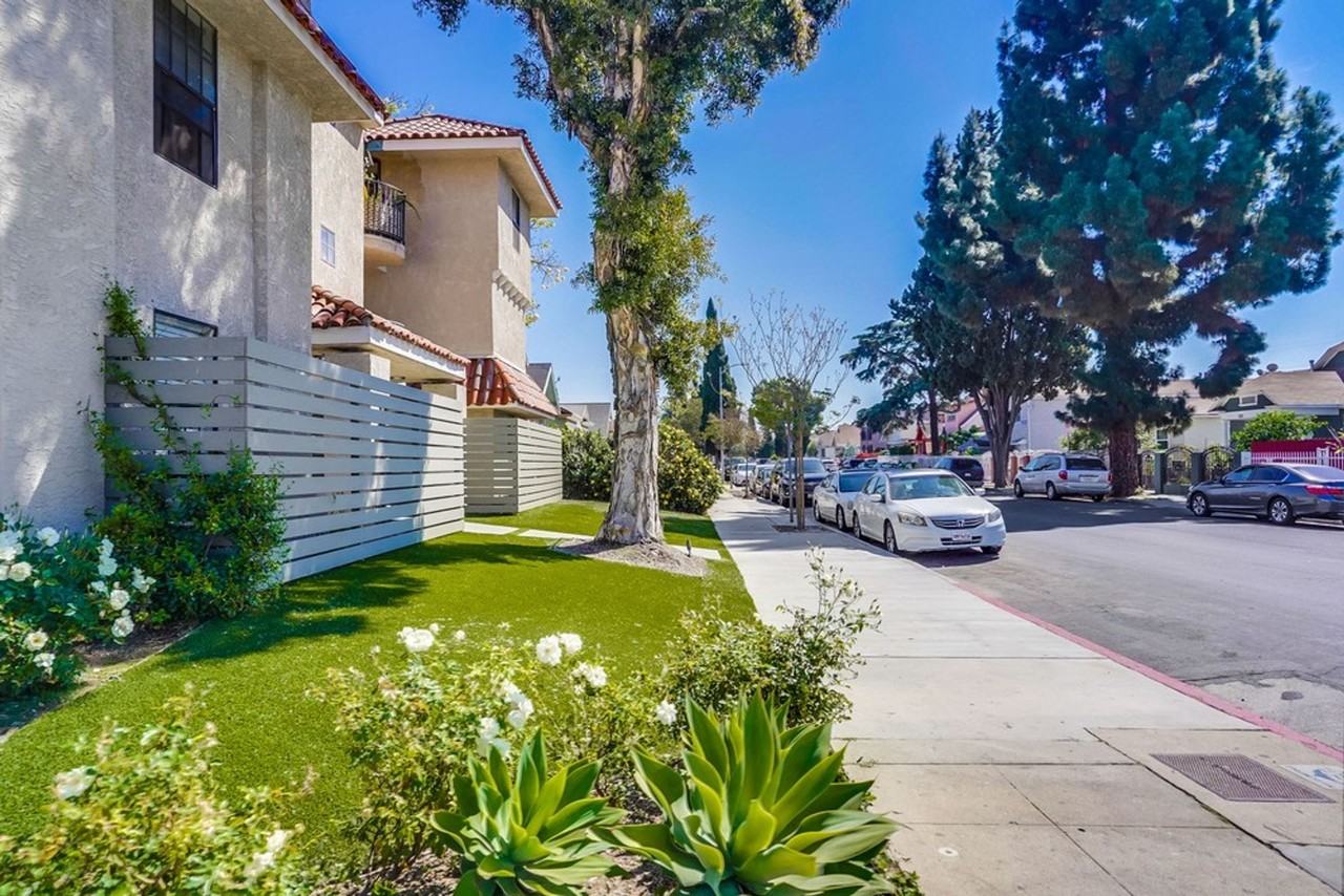 4060 S Hoover St #4060-302 - Photo 4 of 22