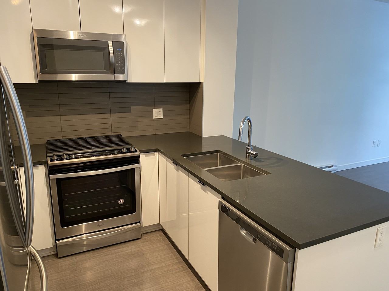 15138 34 Ave - Photo 2 of 48