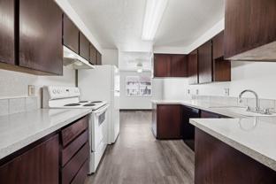Phoenix Manor / Seville - Photo 1 of 1