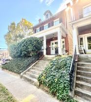 527 N Sheppard St - Photo 1 of 1