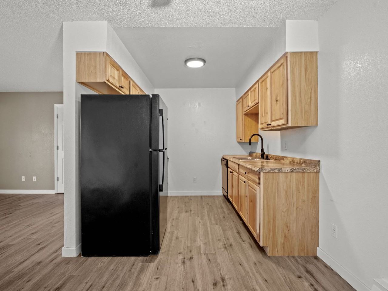 1535 Poplar Dr #22 - Photo 2 of 17