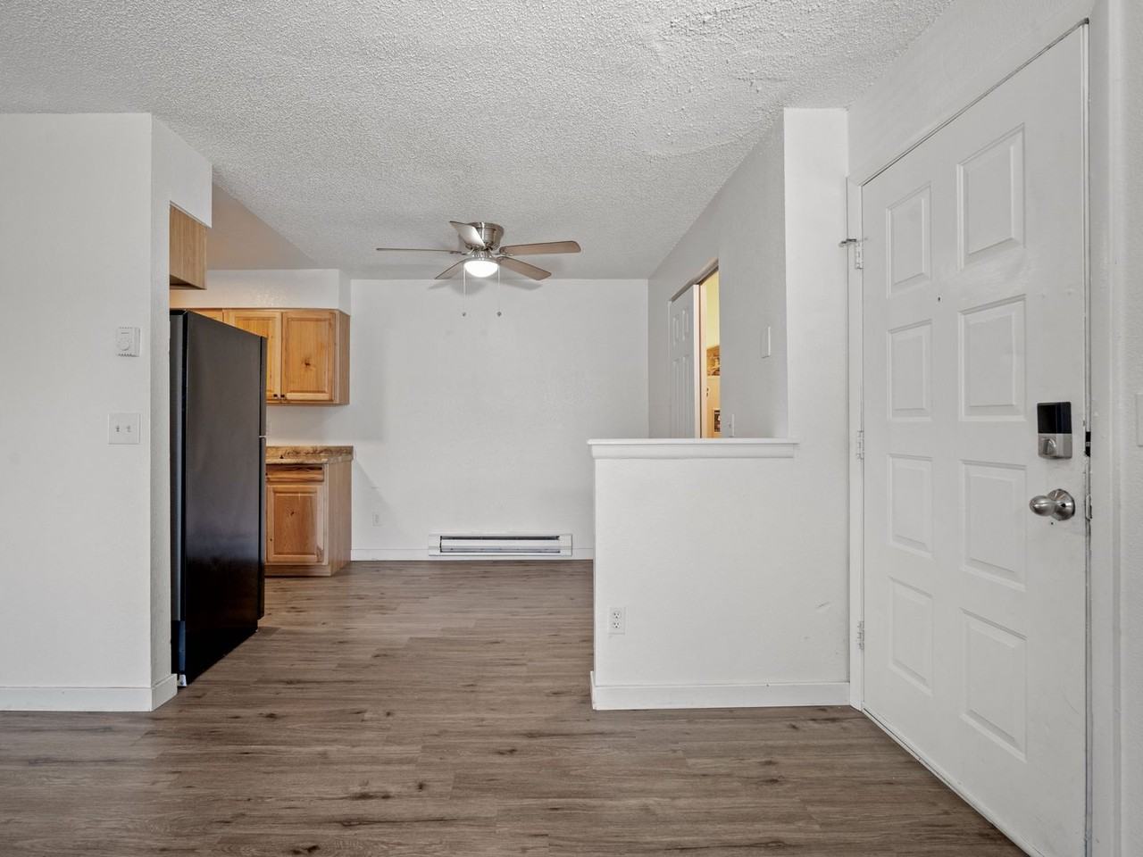 1535 Poplar Dr #22 - Photo 7 of 17