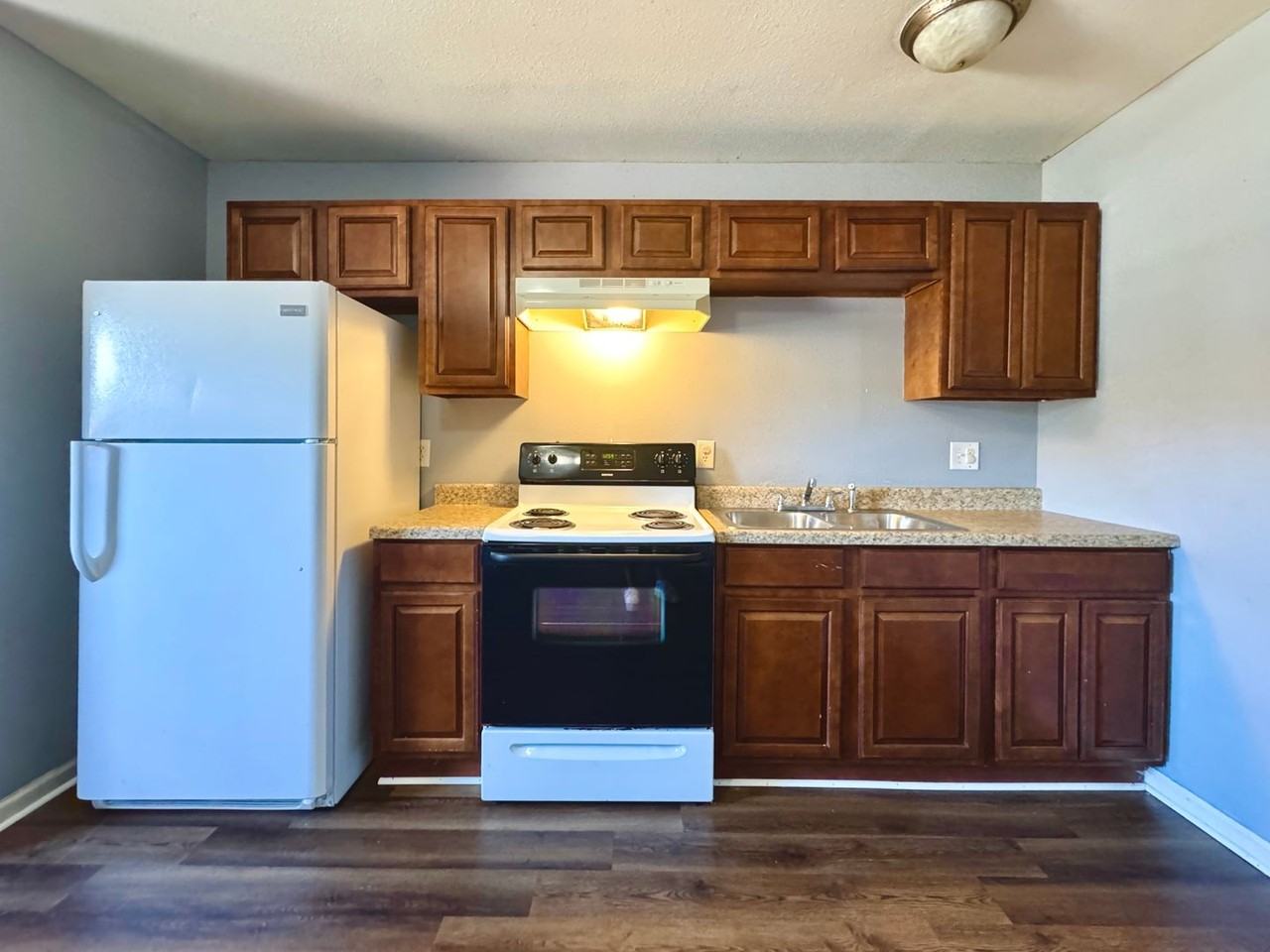 900 Highway 367 N - Photo 3 of 9