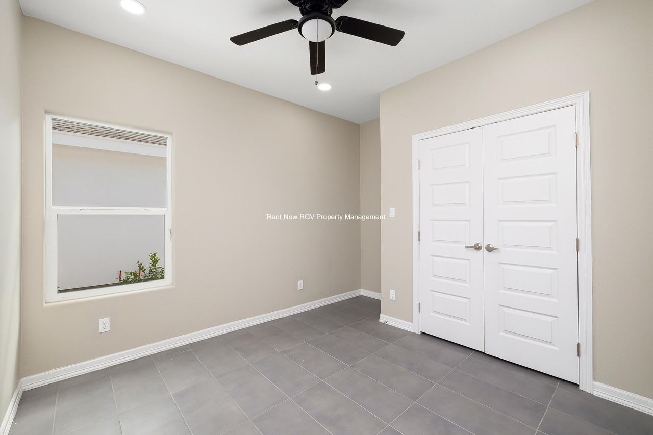 N 36th Ln #2 - Photo 5 of 11