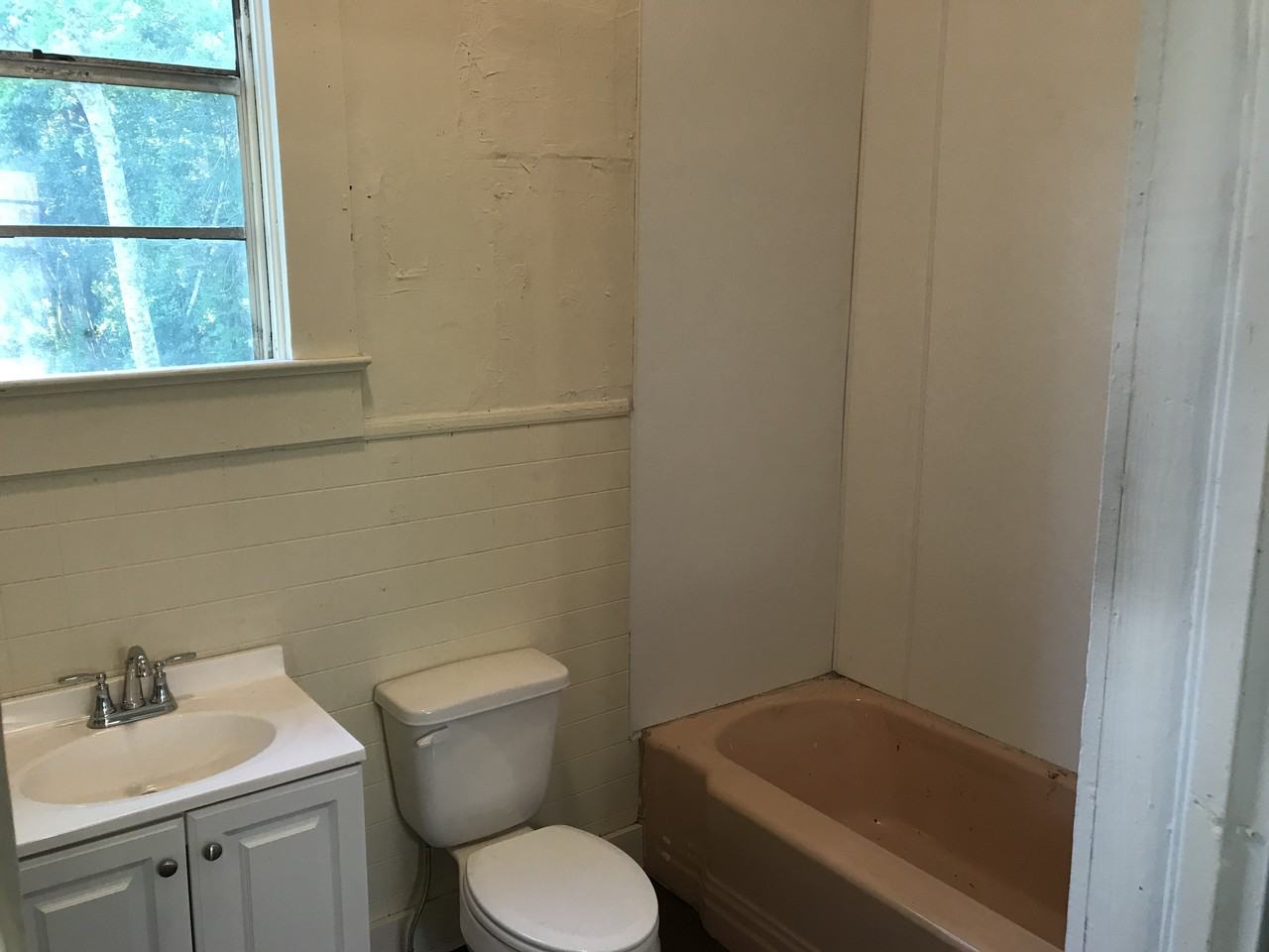 719 N Madison St #NA - Photo 5 of 5