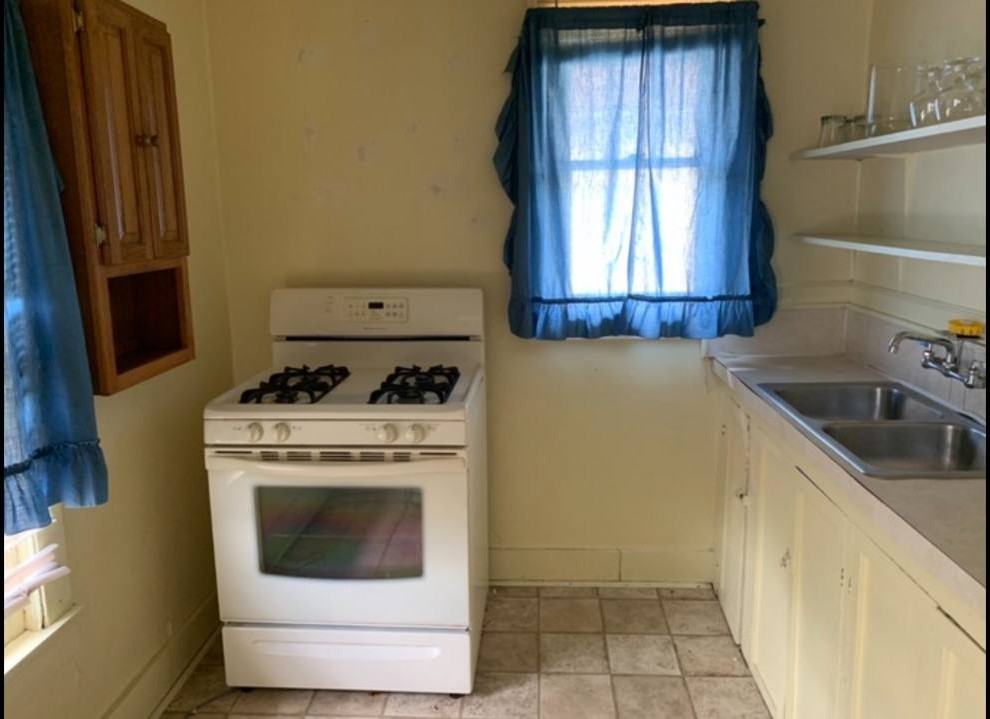 1104 Gomber Avenue #1104 - Photo 7 of 15