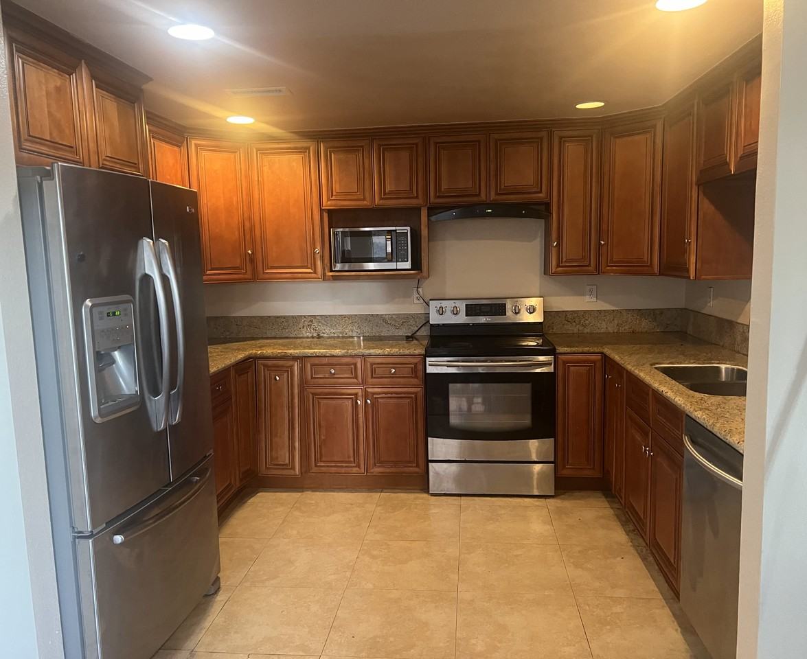 4408 Via Amable #ONLY - Photo 6 of 11