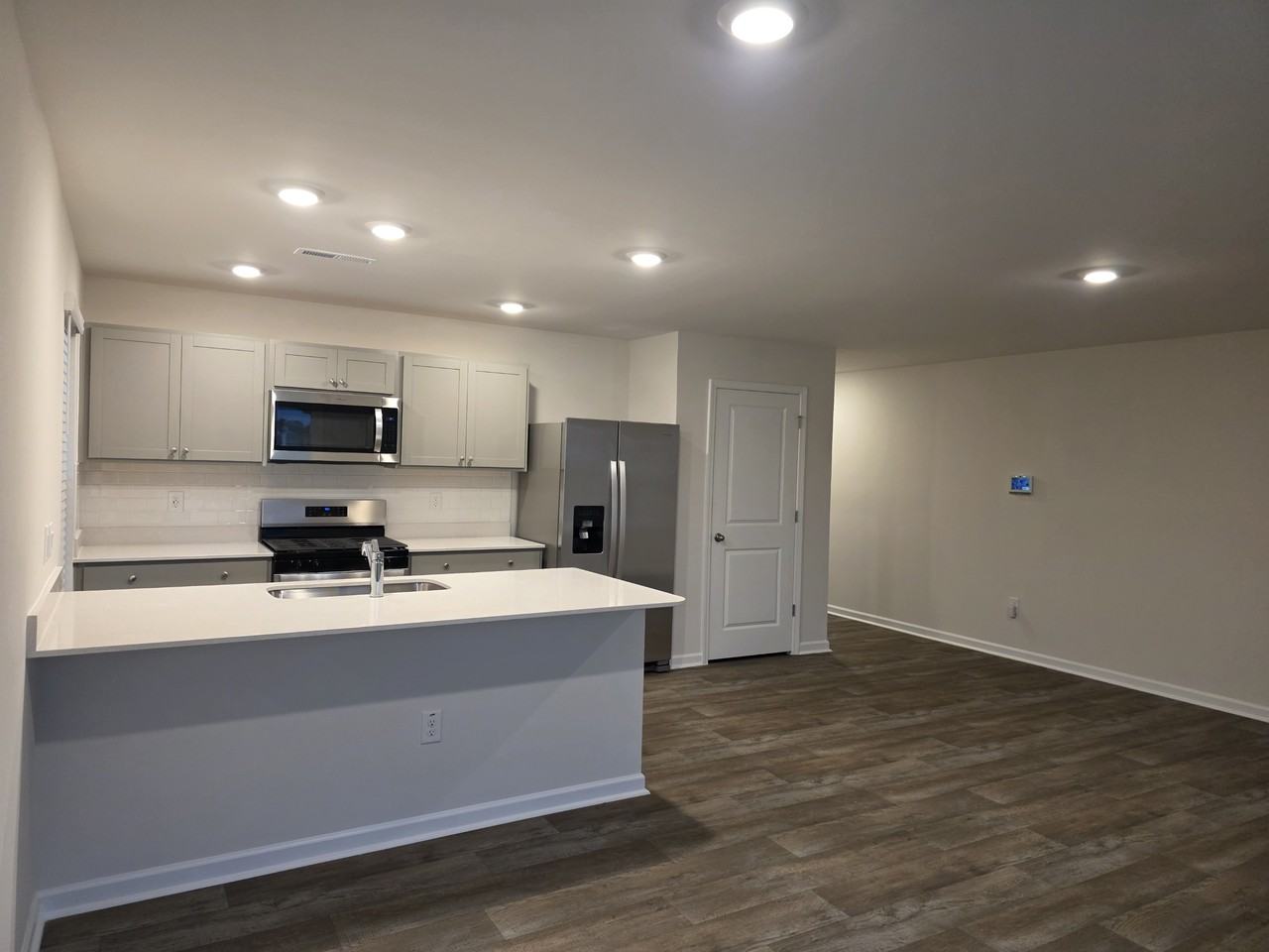 408 Honeycutt Oaks Dr - Photo 3 of 22