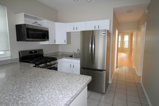 1416 W Barry Ave #2 - Photo 1 of 1