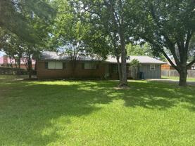 2213 Robbins Dr #NA - Photo 1 of 1