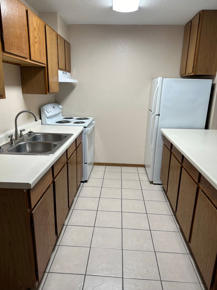 3457 3rd St N #308 - Photo 5 of 9