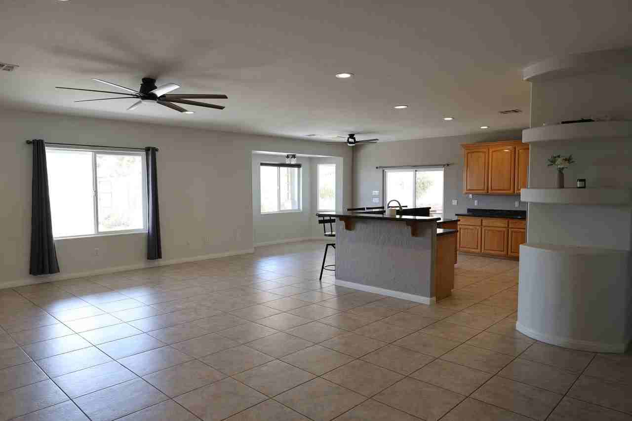 6251 Monticello Rd - Photo 3 of 32