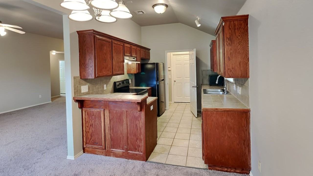 1109 Westridge Drive - Photo 5 of 20