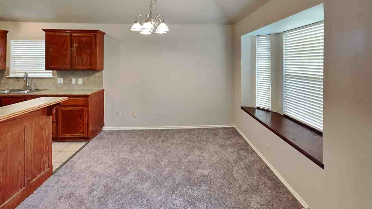 1109 Westridge Drive - Photo 7 of 20