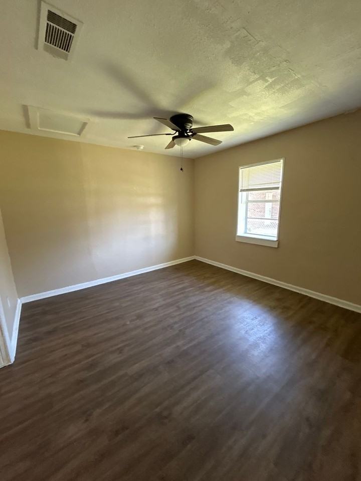 117 Cascade Cir - Photo 3 of 12