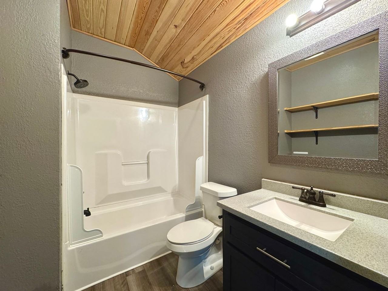 213 West Wright Street - Photo 7 of 10