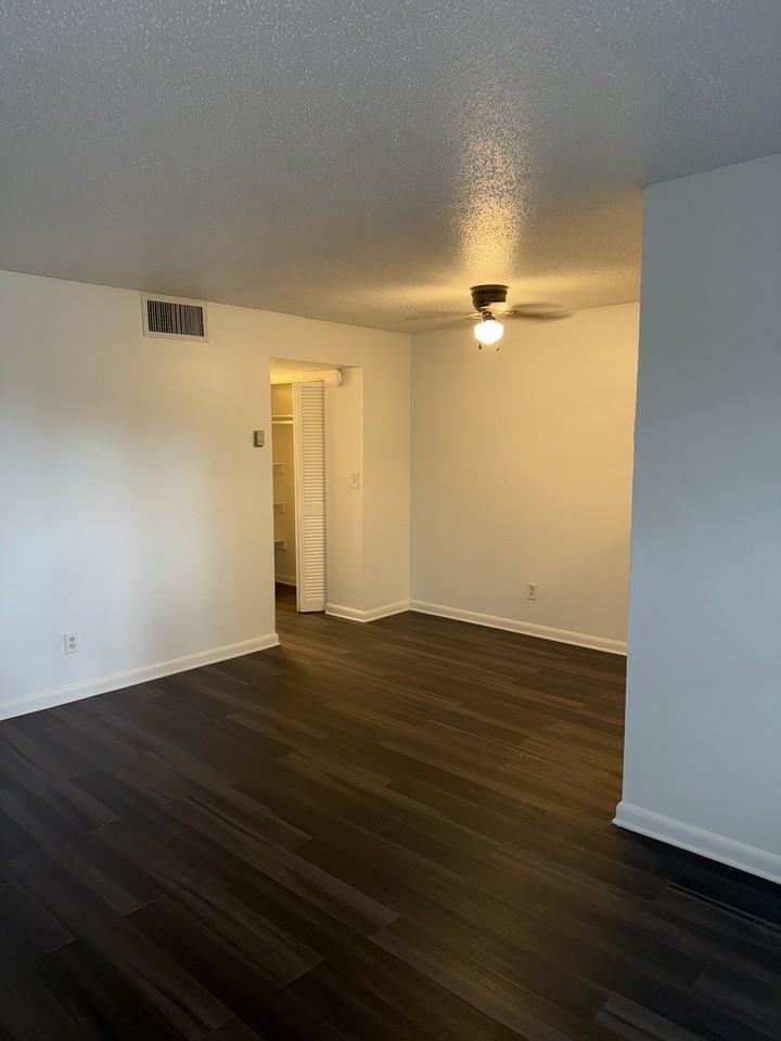 Brisa Apartment Homes - Photo 2 of 20