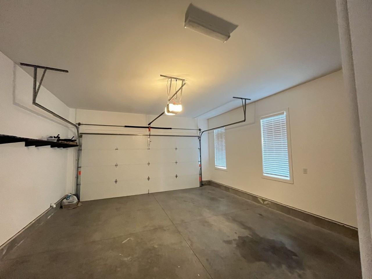 510 Vernon Avenue - Photo 7 of 33