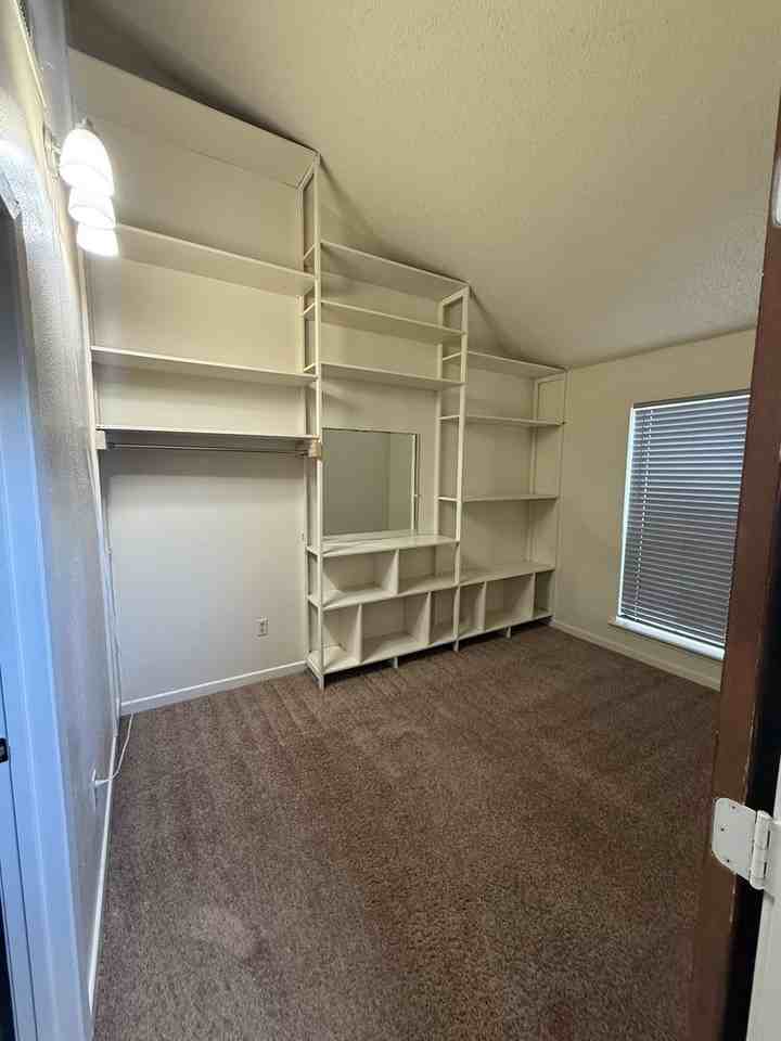 8224 Governor Dr Apt C - Photo 7 of 14