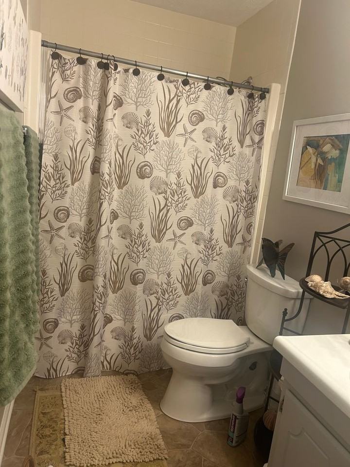 936 E Commons Dr - Photo 4 of 11