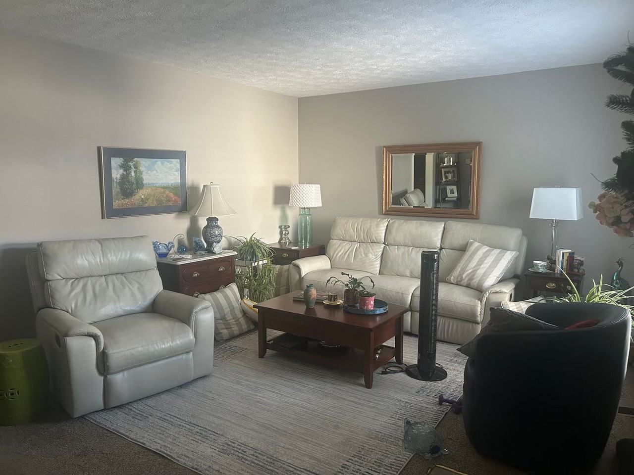 936 E Commons Dr - Photo 6 of 11