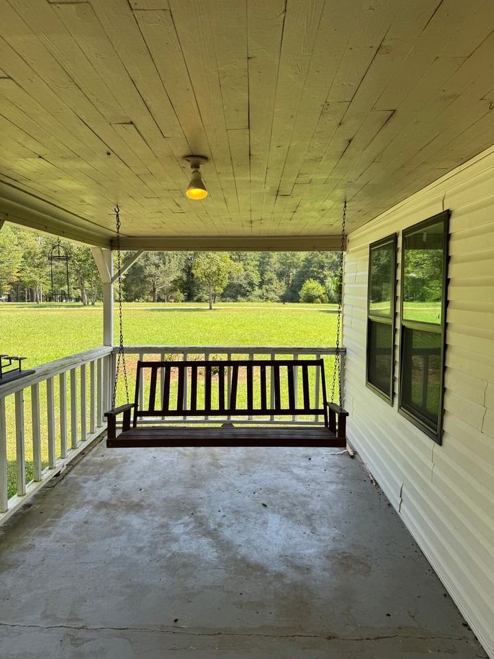 1426 Leydens Mill Rd - Photo 3 of 18