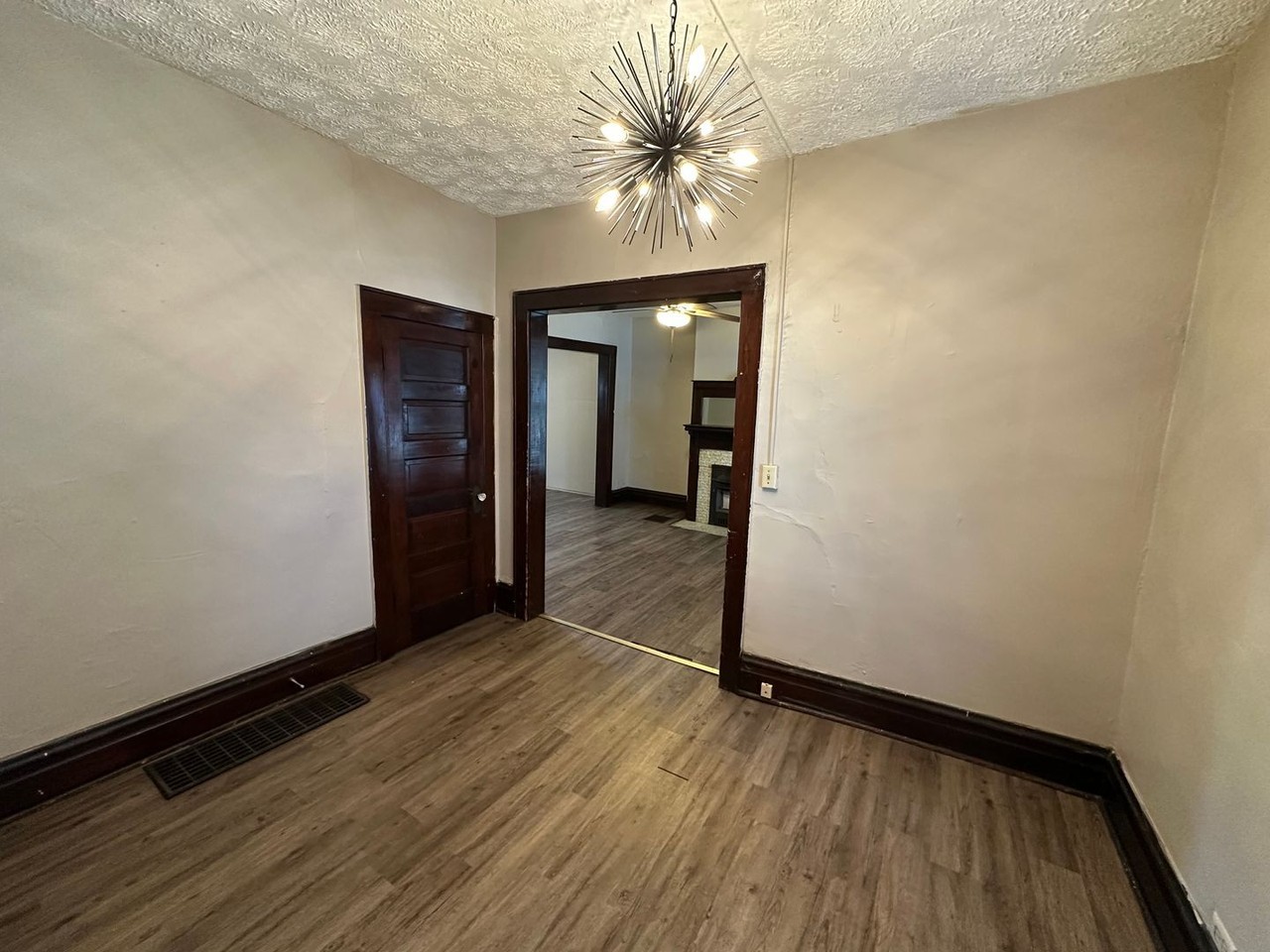 48 W Norwich Ave - Photo 5 of 16