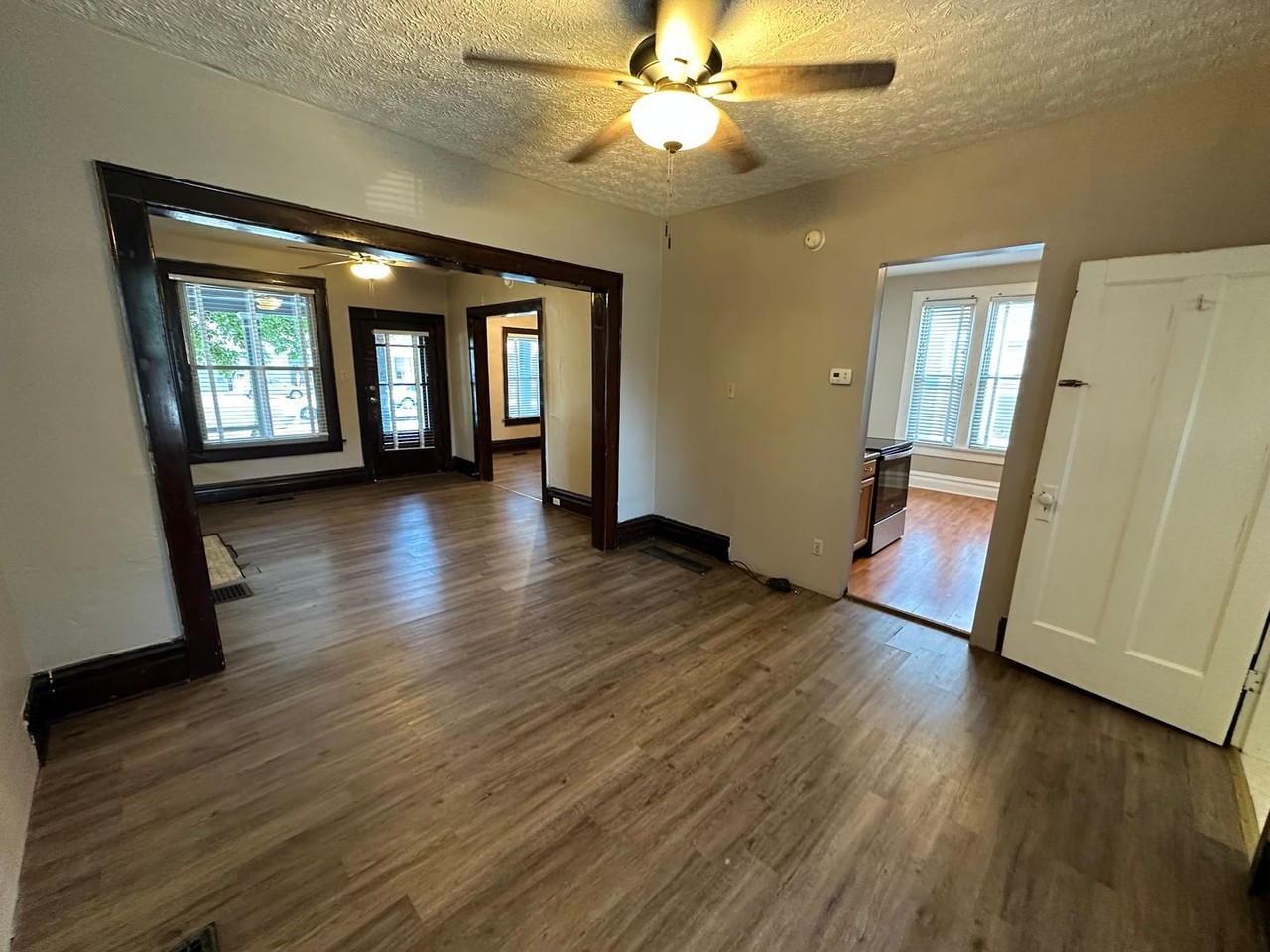 48 W Norwich Ave - Photo 7 of 16