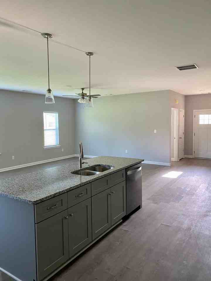 60 Anna Ln - Photo 3 of 20
