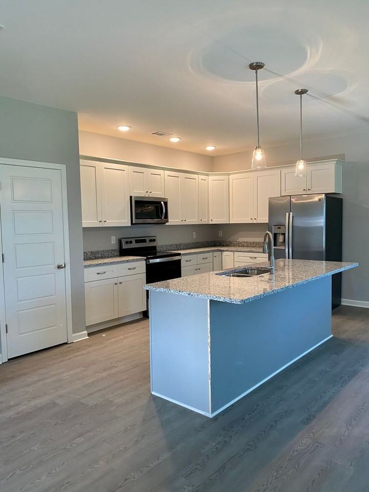 60 Anna Ln - Photo 6 of 20