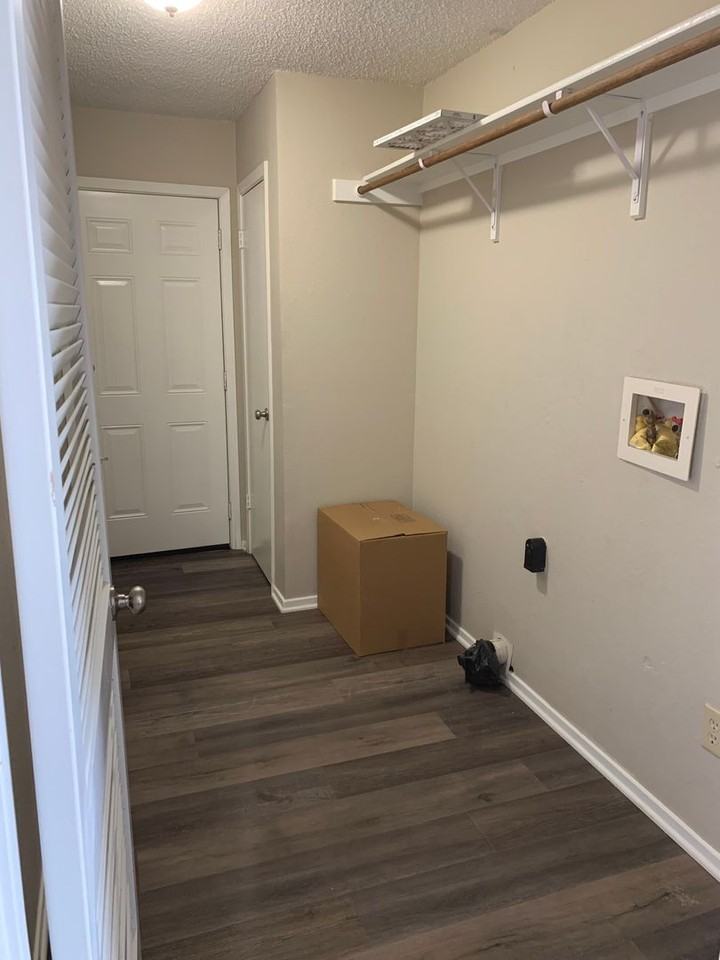 205 Lee Ln - Photo 4 of 8