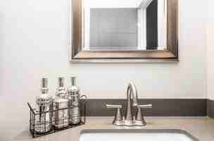 featured image of 911 N 17th Ave #A