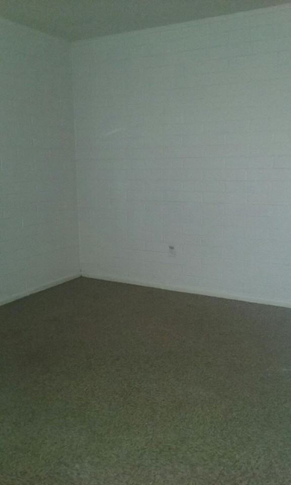 6454 S 22nd St - Photo 3 of 4