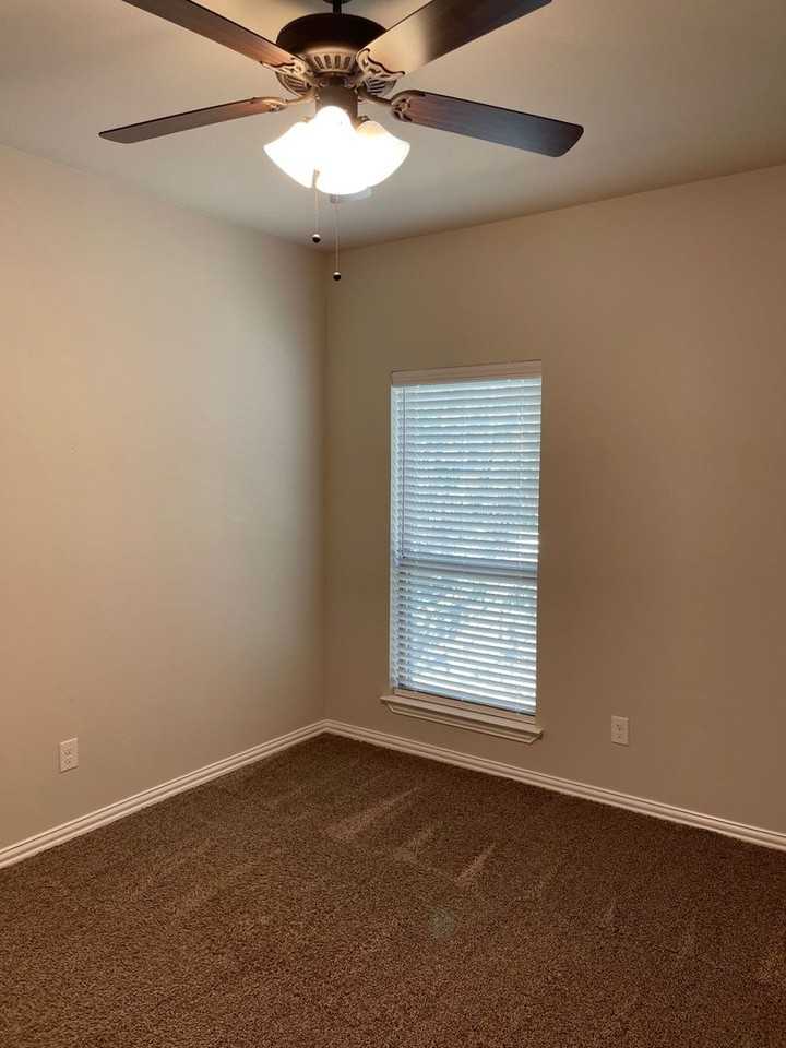 1091 Grindstone Rd #101 - Photo 7 of 13