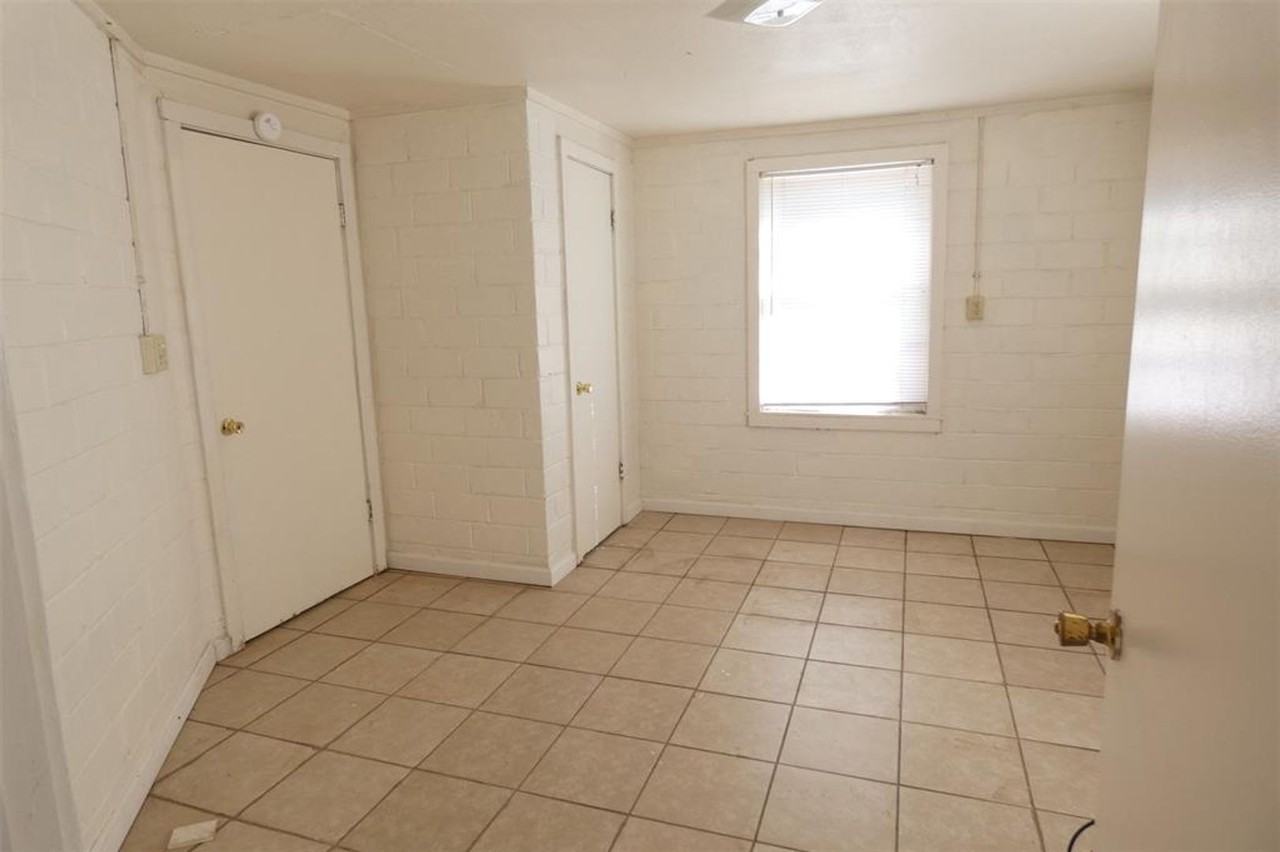 10733 Nora Rd - Photo 2 of 24