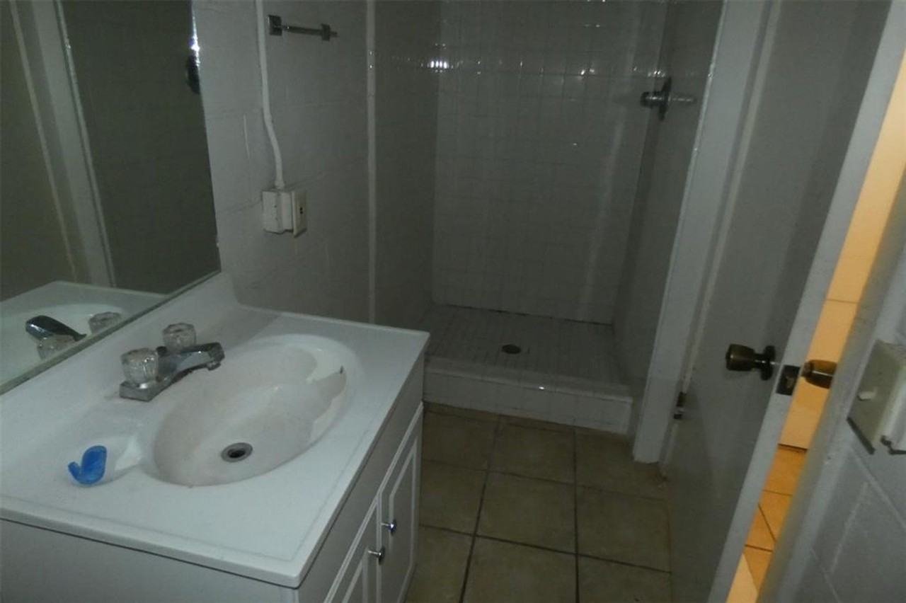 10733 Nora Rd - Photo 3 of 24