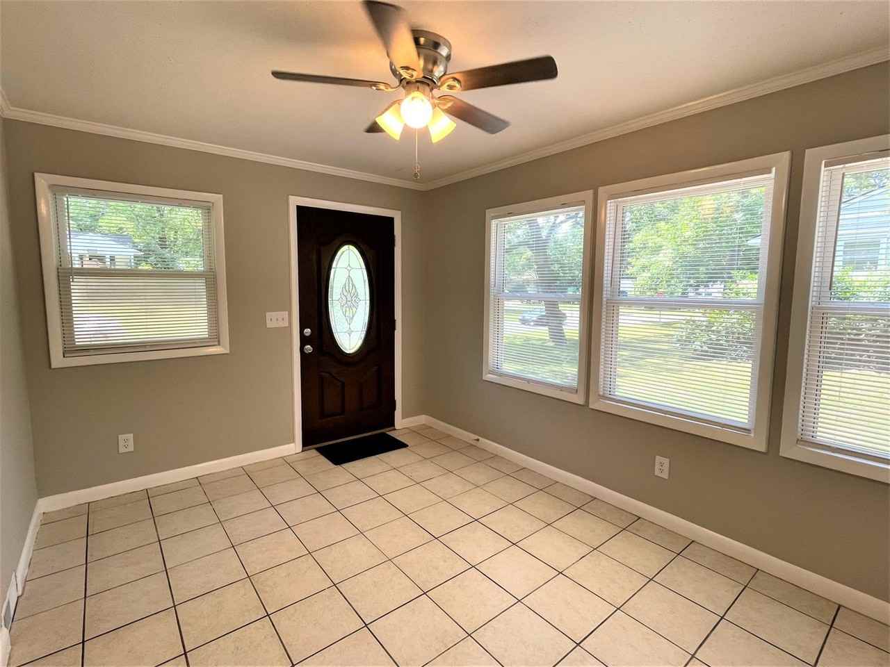 2602 Overbrook Dr - Photo 3 of 28