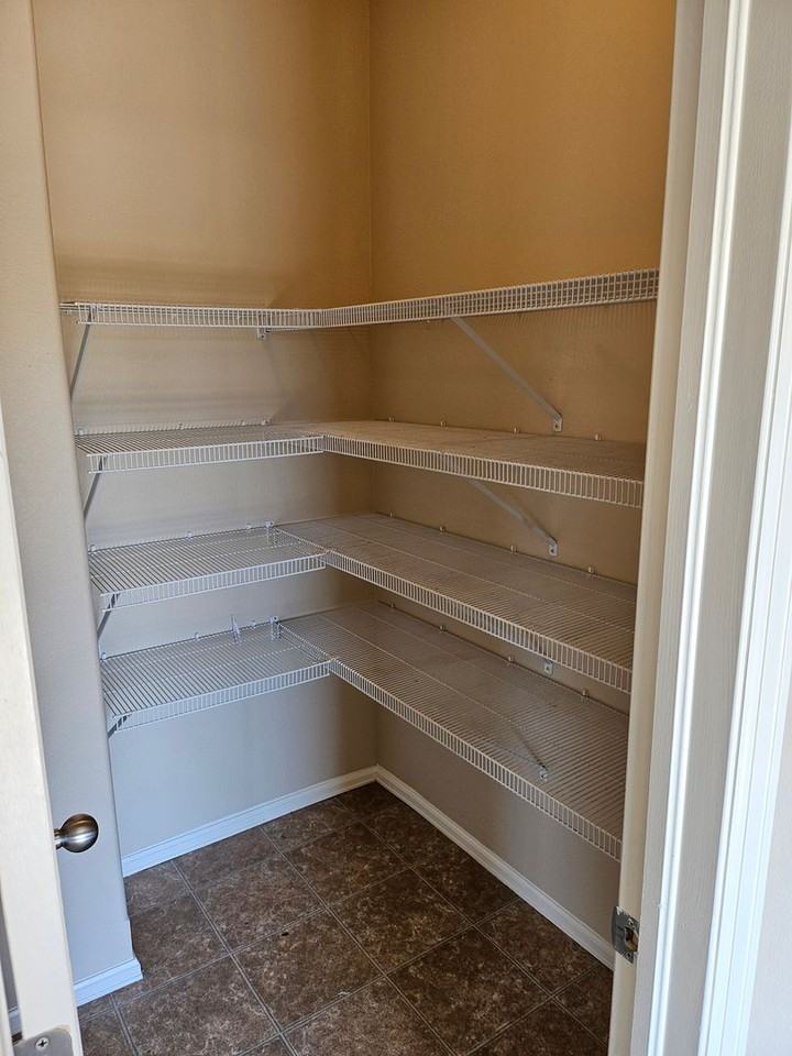 5112 Tabor Ln - Photo 6 of 22