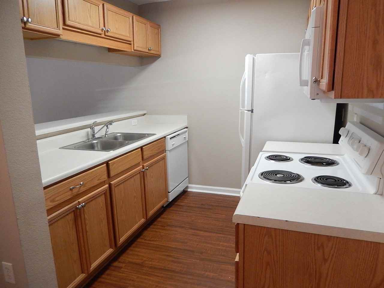 591 Fulton Rd - Photo 5 of 17