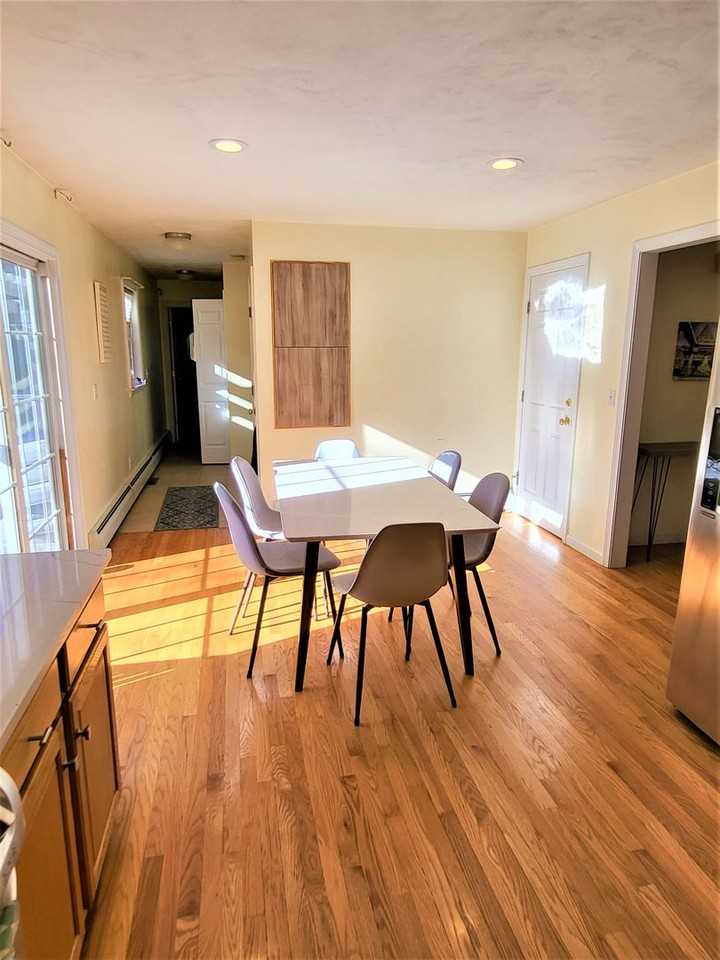 21 Hines Rd - Photo 6 of 19