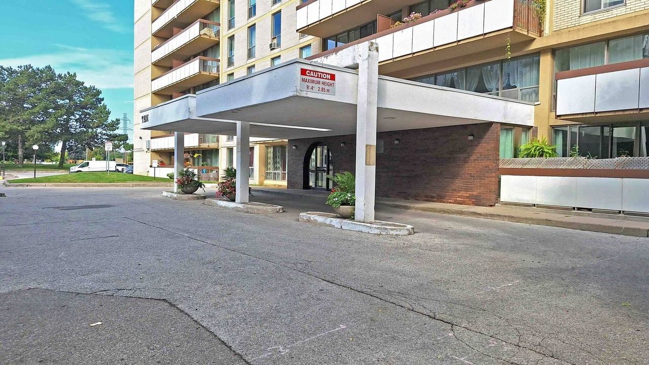 10 Ruddington Drive #1111 - Photo 5 of 5